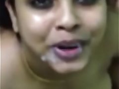 Horny Nilufa Bhabhi Cumshot All over the Face &amp_ Bathroom Scene wid Audio 6 Mins (new)