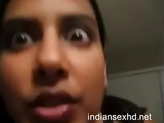 cute-desi-indian-girl-having-sex