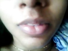 Indian Hot Mallu cute girl sexy talk with lover and showing pussy - Wowmoyback