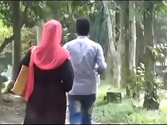 Bangladesh-Dhanmondi lake park sex scandle