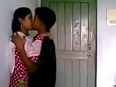 barely legal desi teen porn leaked mms video