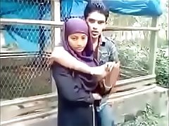 maine apni desi girlfriend ke boobs capture kiye