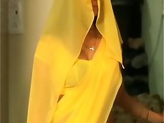 SLUTTY NIHARICA RAIZADA NAVEL AND HIP SHOW 3