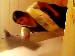 captured my neighbour sexy tamil milf aunty bathing