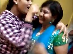 indian amateur girls dancing