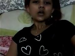 Tamil Girl Fingers in Pussy