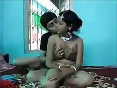 School Virgin girl fucking with bf