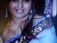 Cumming to tamil slut sona aunty huge milk tankers