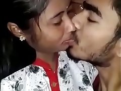 desi college lovers passionate kissing with standing sex